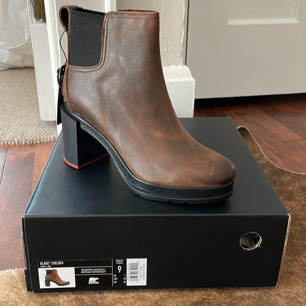 Sorel Blake Brown Chelsea Boots 9